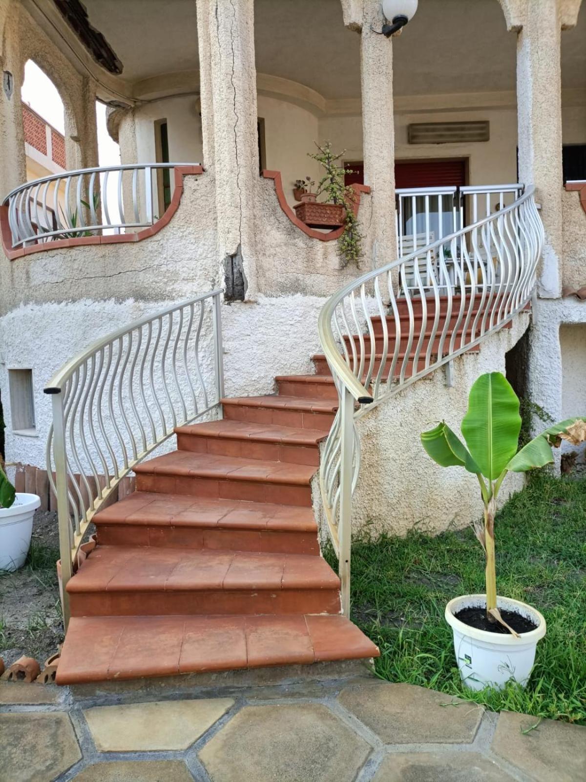 Fortezza Villa Azzurra Agnone Bagni Exterior photo